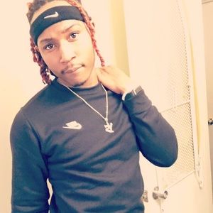 Meet your Posher, Deandre